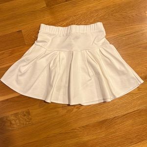 White Fashionable Tennis Skirt.